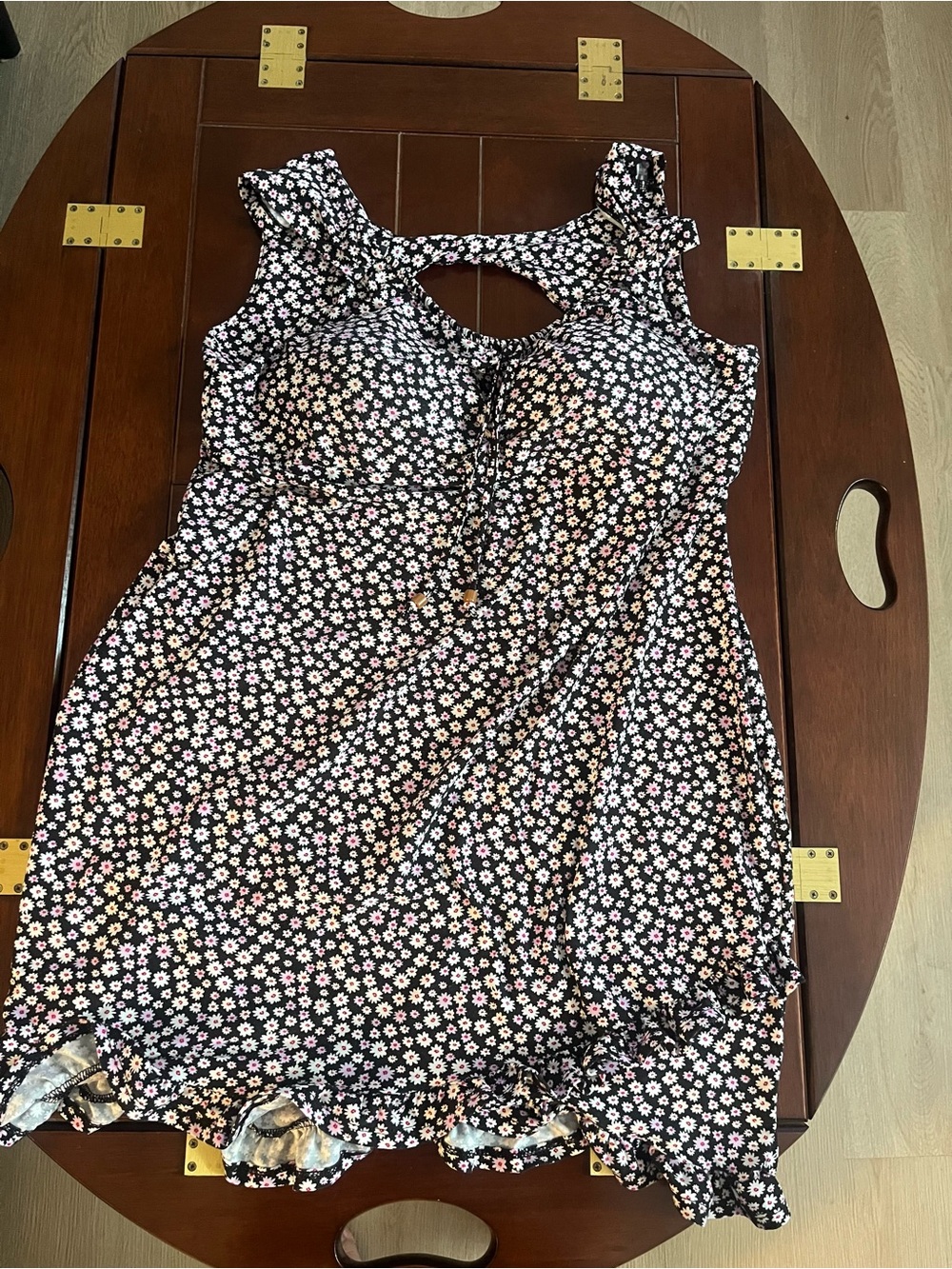 No Boundaries cute Floral dress with White and Pink Daisies
